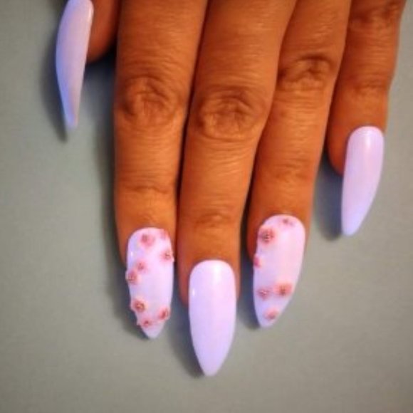Glow in the dark 3d cherry blossom press on nails - Picture 2 of 4